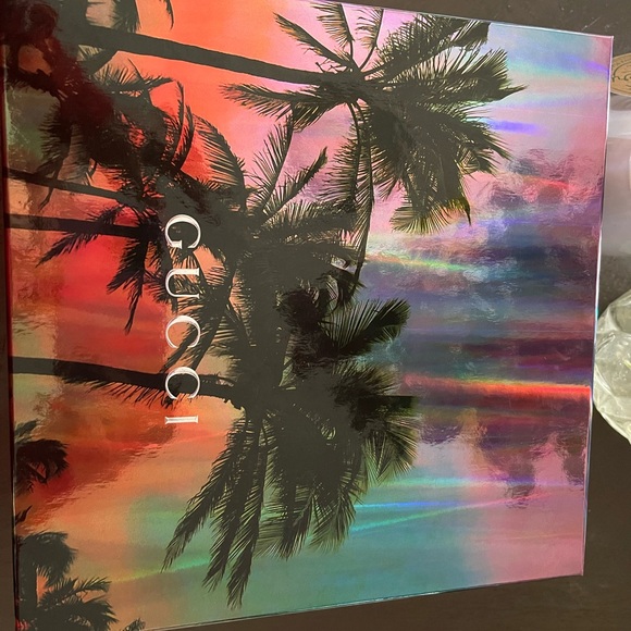 gift box - Picture 4 of 6